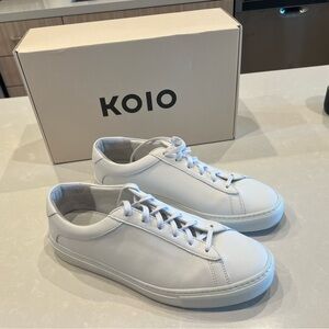 KOIO Classic White Sneakers